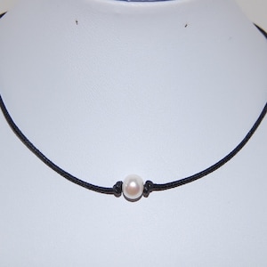 Genuine Pearl Necklace,Freshwater Pearl Chocker Necklace,Pearl Choker Necklace,Girl,Woman,Chic,Leather Cord Necklace,Single Pearl Necklace image 1