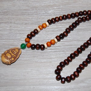 Buddha Necklace,Wood Necklace,Buddhist Necklace,Brown 8mm Wood Beads,Spirituality,Mala,Prayer,Yoga Necklace,Man,Woman,Protection,Meditation