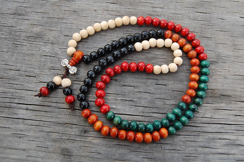 Wood Necklace,Buddhist Necklace,Spirituality,108 Mala Necklace,Colorful Beads,Prayer Necklace,Men,Woman,Yoga Bracelet,Protection,Meditation