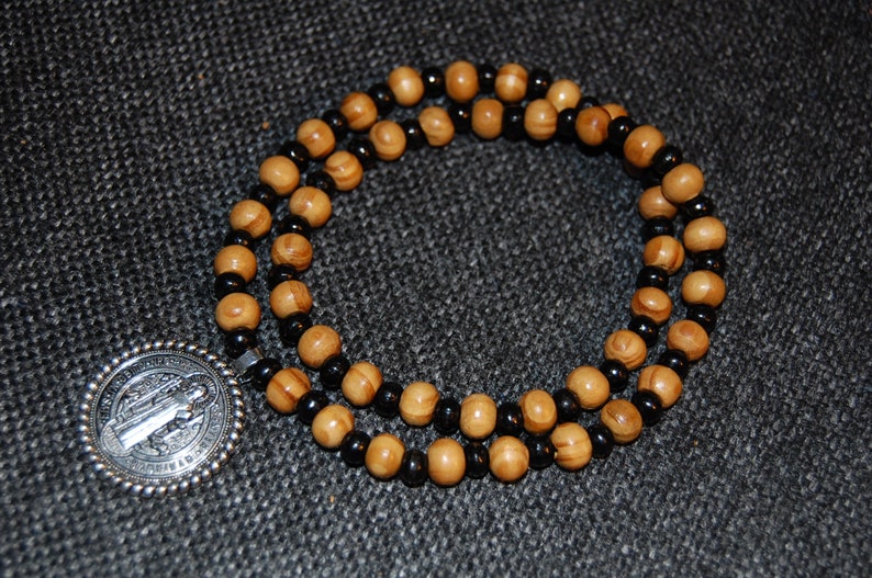 St.Benedict Necklace,Benedictine Blessing Necklace,Wood Necklace,St.Benedict Wood Necklace,St.Benedict Medal,Man,Woman,Spiritual,Prayer,Gift