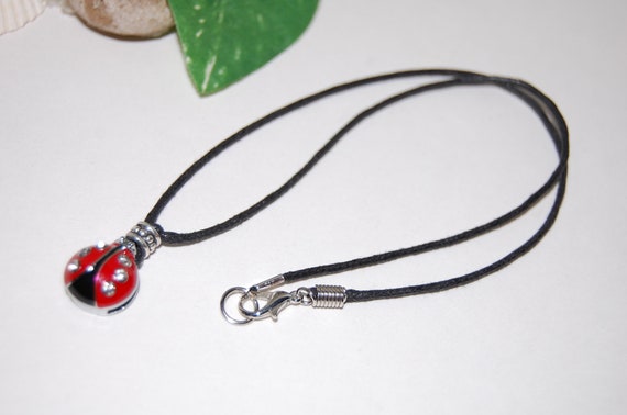 mariquitas collar lindo colgante de pedrería Etsy México