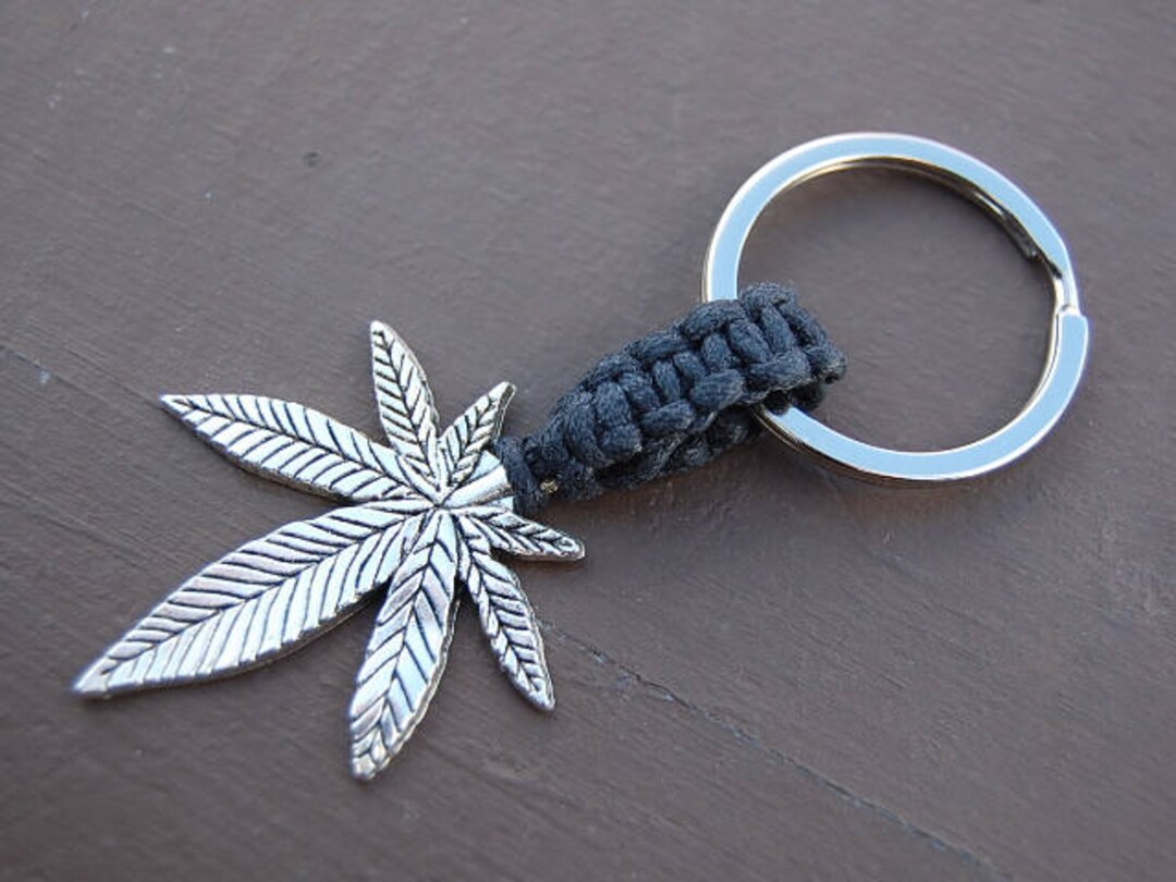 Weed Keychain,marijuana Keychain,hemp Keyring,macrame Friendship
