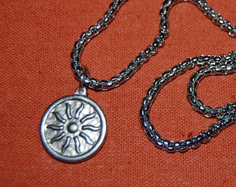 Chereda Collana da donna in acciaio inox con ciondolo a | FindTheDeal