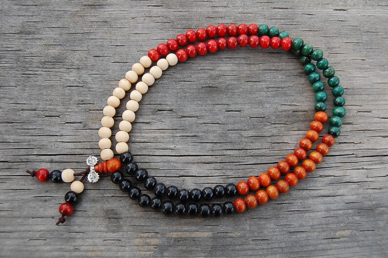 Wood Necklace,Buddhist Necklace,Spirituality,108 Mala Necklace,Colorful Beads,Prayer Necklace,Men,Woman,Yoga Bracelet,Protection,Meditation