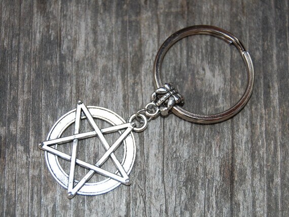 Pentagram Keychain,Silver Star Key ring,Star Jewelry,Key ring, Gift,  Initial Keychain,Handmade Keychain,Man,Woman,Gift