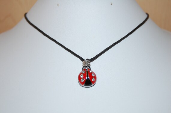 mariquitas collar lindo colgante de pedrería Etsy México