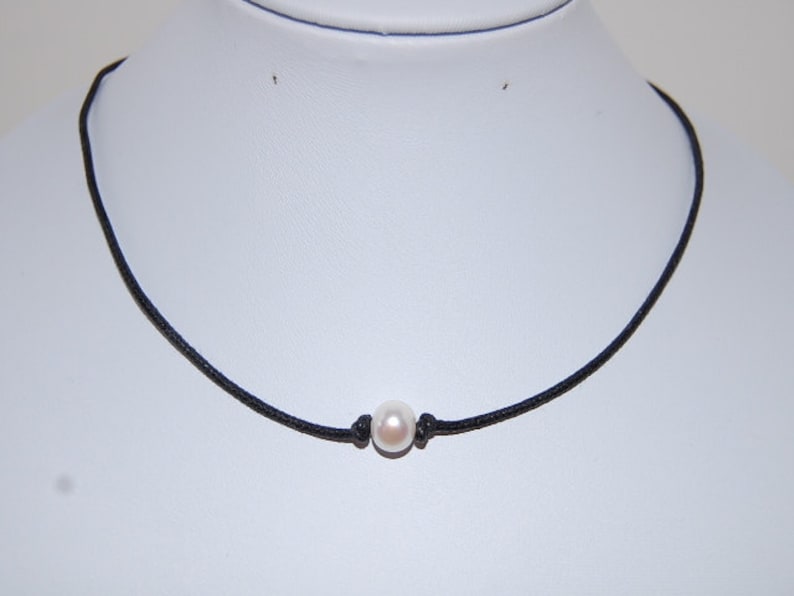 Genuine Pearl Necklace,Freshwater Pearl Chocker Necklace,Pearl Choker Necklace,Girl,Woman,Chic,Leather Cord Necklace,Single Pearl Necklace image 1