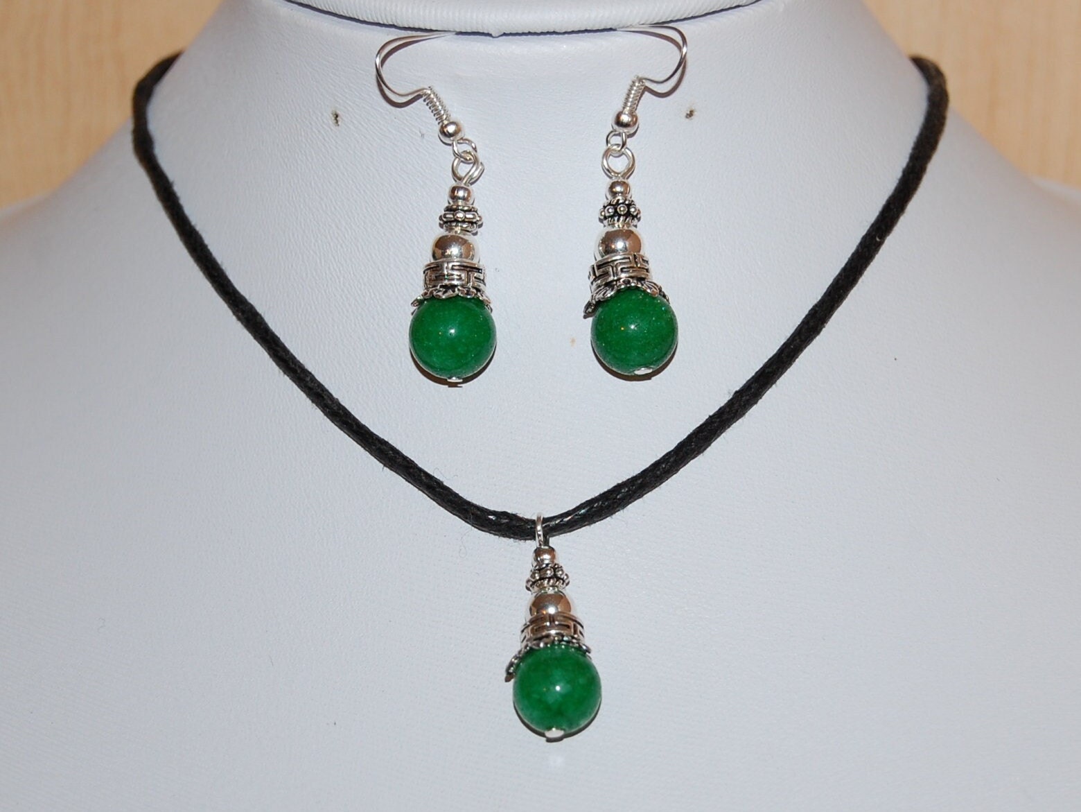 Jade Necklace and Earring Set,Jade Necklace,Jade Earrings,Set of Necklace and Earrings,Gift