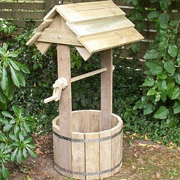 Plans for a wooden wishing well | PDF downloadable file