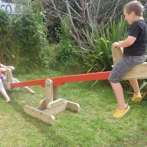 Plans for a seesaw (teeter-totter) with sliding seats | PDF downloadable file