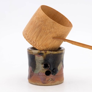 Japanese Pottery Lid and Ladle rest Tri-color glaze Openwork Kyo ware Futa-oki Futaoki Chanoyu Tea ceremony Utensils