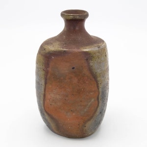 Tokkuri Sake Bottle Wood fired by Takahara Satoshi Bizen ware Yohen, Nippon2You