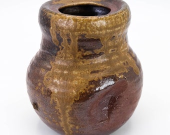 Japanese Wood fired Pottery Flower Vase by Isezaki Mitsuru Bizen ware Goma Kake Hanaire Chabana Vases, Nippon2You