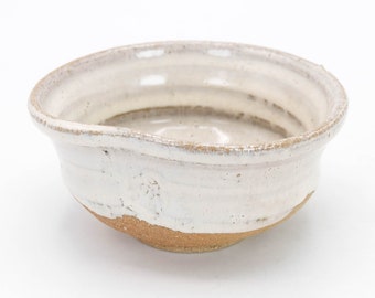 唐津焼　西岡良弘　氏作　絵唐津湯呑み茶碗　湯呑み茶碗 唐津焼 西岡良弘 氏作 絵唐津湯呑み茶碗 湯呑み茶碗 工芸品