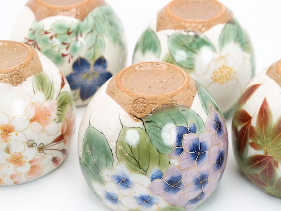 未使用　瀬戸焼　椿窯　花瓶　作品名「故宮の春」 未使用 瀬戸焼 椿窯 花瓶 作品名「故宮の春」 - メルカリ