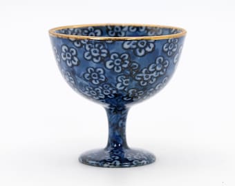 Guinomi Stem Sake cup Sometsuke Blue and White Cherry blossom Design Kyo ware Bajo-hai Bajohai, Nippon2You