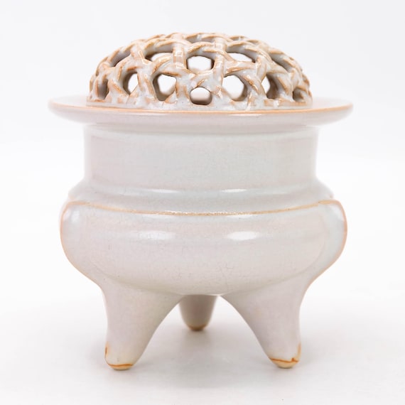 Koro Japanese Incense Burner Hagi Ware by Sakakura Shinbei XII