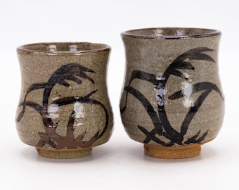 唐津焼、松保窯湯飲み 唐津焼、松保窯湯飲み 唐津焼について-唐津焼