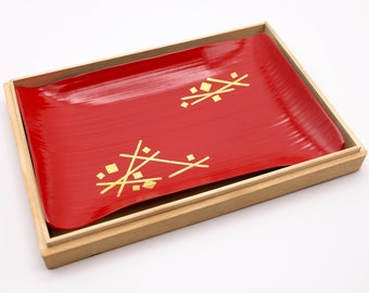 ヴィンテージ象彦漆塗り竹皿：赤黒漆、金雲 - Etsy 日本