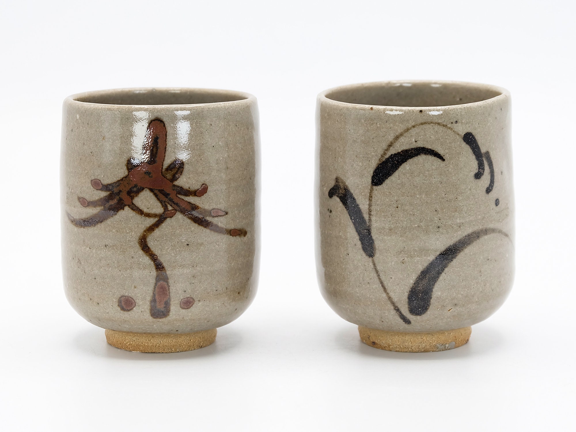 唐津焼の湯呑み：葦と松の模様が描かれた日本の陶器の湯呑 - Etsy 日本