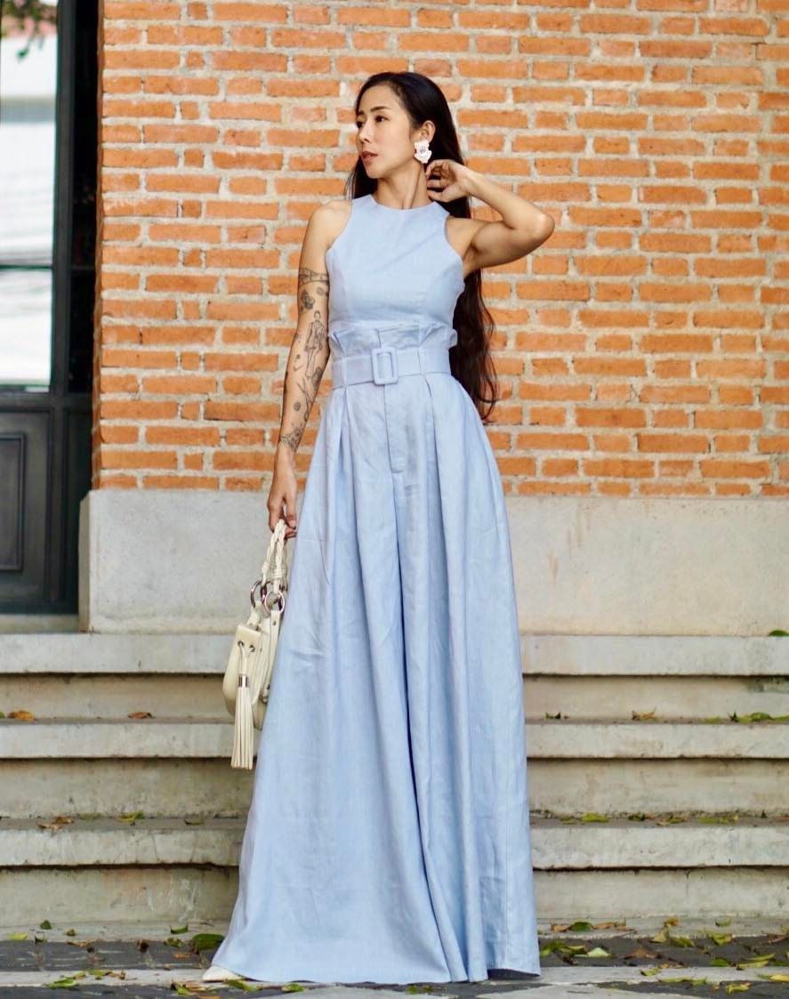 Women's Blue sky Linen Elegant Set/ High Waisted Super Wide leg pants Pants with Crop top and Belt.