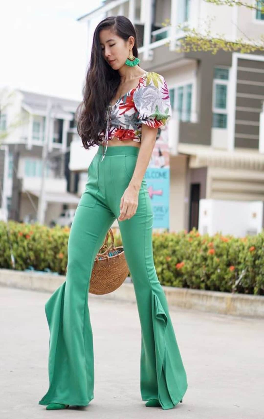 Women's High Waist Jeans Button Tassel Pants Trousers Bell-bottom Pants