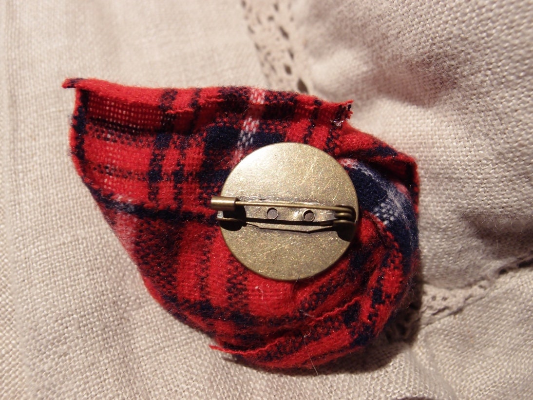 Jacket brooch flower shaped brooch tartan wool brooch plaid Etsy