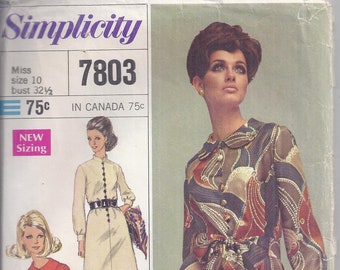 Simplicity 7803 Vintage 1968 Sewing Pattern.  Misses Dress:  Designer Fashion. Bust 32 1/2.  Size 10.
