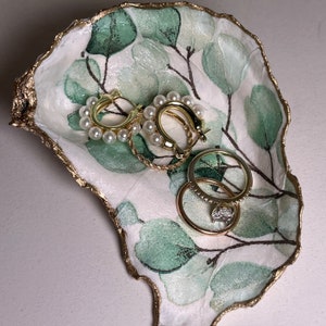 Oyster Shell, Unique Gift, Trinket Ring Dish, Coastal Decor, Decoupage Jewelry Tray, Bridesmaid Gifts, Engagement Ring Wedding Gift