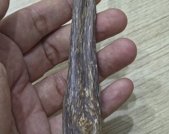 High grade decorative Agarwood gaharu 沉香 沈香 العود from Malaysia