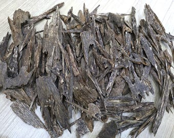 SUPER GRADE Agarwood gaharu 沉香 沈香 العود from Malaysia