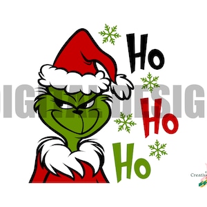 Może przedstawiać: Zielony Grinch w czerwonym kapeluszu Świętego Mikołaja z białym futerkiem. Grinch uśmiecha się złośliwie. Tekst "Ho Ho Ho" jest napisany zielonymi, czerwonymi i czarnymi literami wokół Grincha.