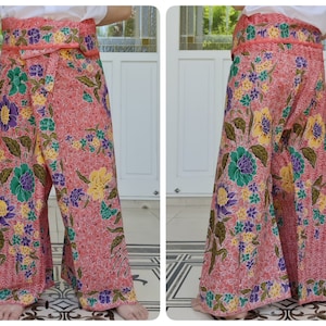 Thai Fisherman Pants in Cotton Batik Printed, Casual Wrap Pants in Red, Beach Pants, Lounge-wear, Night Pants, Yoga Pants, Unisex Pants