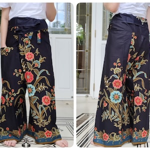 Thai Fisherman Pants in Cotton Batik Printed in Black with Side Pocket, Casual Wrap Pants, Lounge-wear, Night Pants, Beach Pants