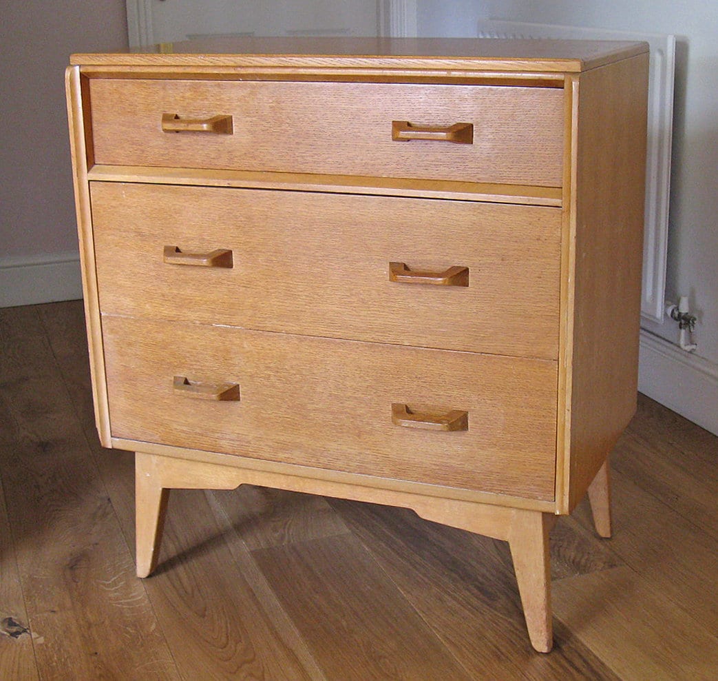GPlan 'Brandon' Light Oak Chest of 3 Drawers by E Gomme