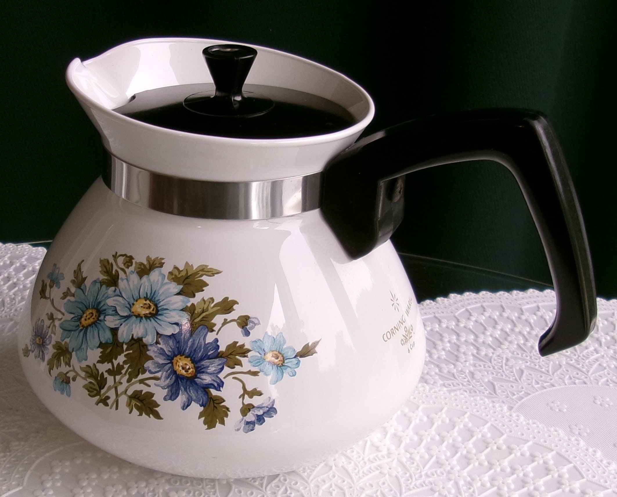Vintage Daisy Floral Bouquet Corning Ware Tea Pot / 6 Cup Corning Ware  Coffee Pot 