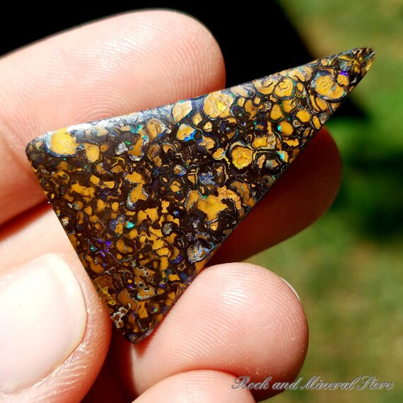 26 cts. Australia Koroit Opal Cabochon from Queensland