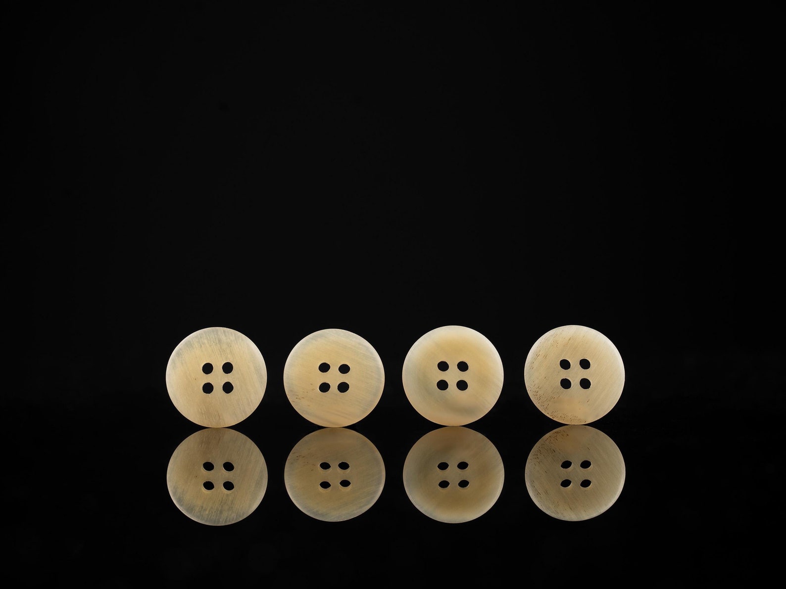 Genuine Horn Buttons in Various Sizes, Yellow and White Fancy Buttons ...