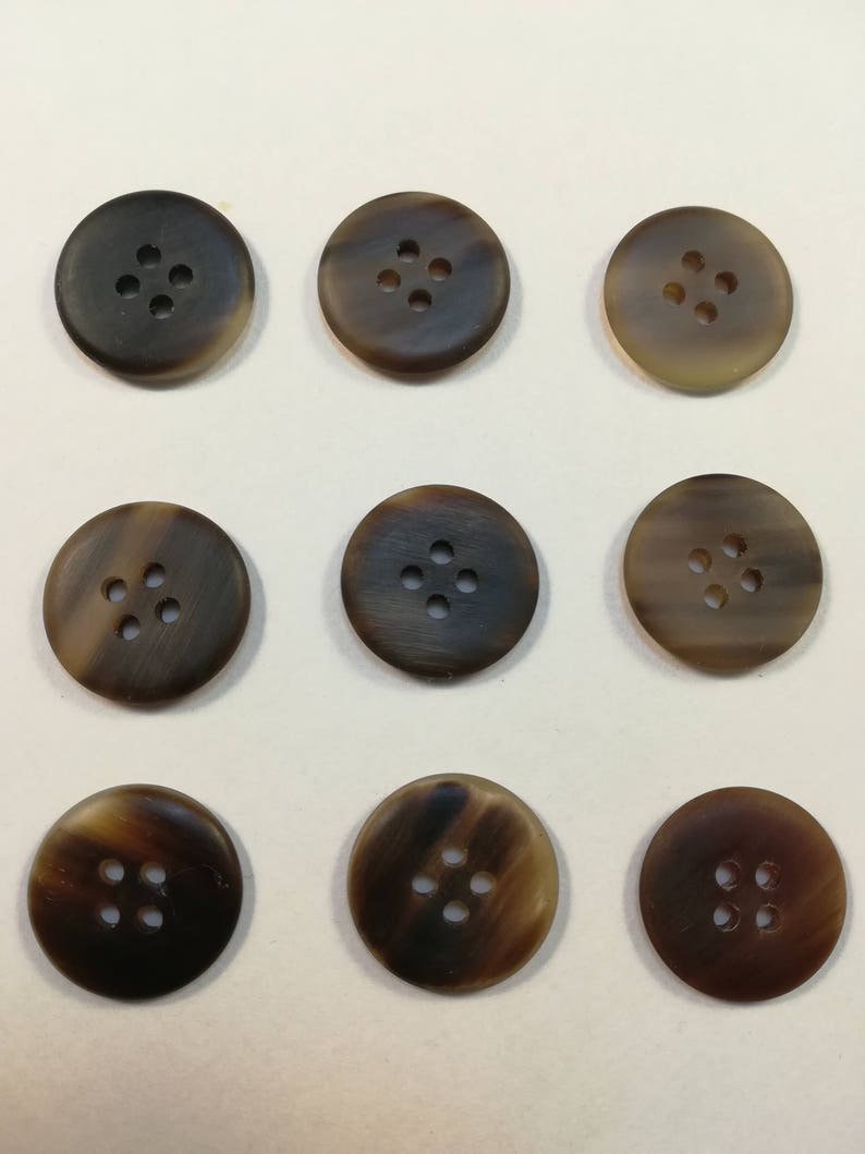 9 pcs Natural real horn buttons 4 hole 20 mm0.79 inches brown