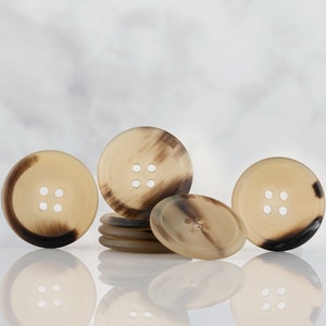 Buttons 10mm, 15mm, 20mm, 23mm, 25m, 28mm Perfect For Suit, Shirts, Coat. Handmade Real genuine horn button, Inch Sizes.