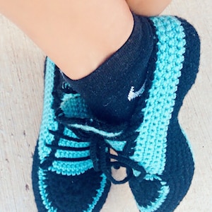 Crochet Pattern sport house shoes, Big girls sizes, Women & Men shoes, US 3-12, with video link, US and UK standard, permission to sell,Sh04 image 2