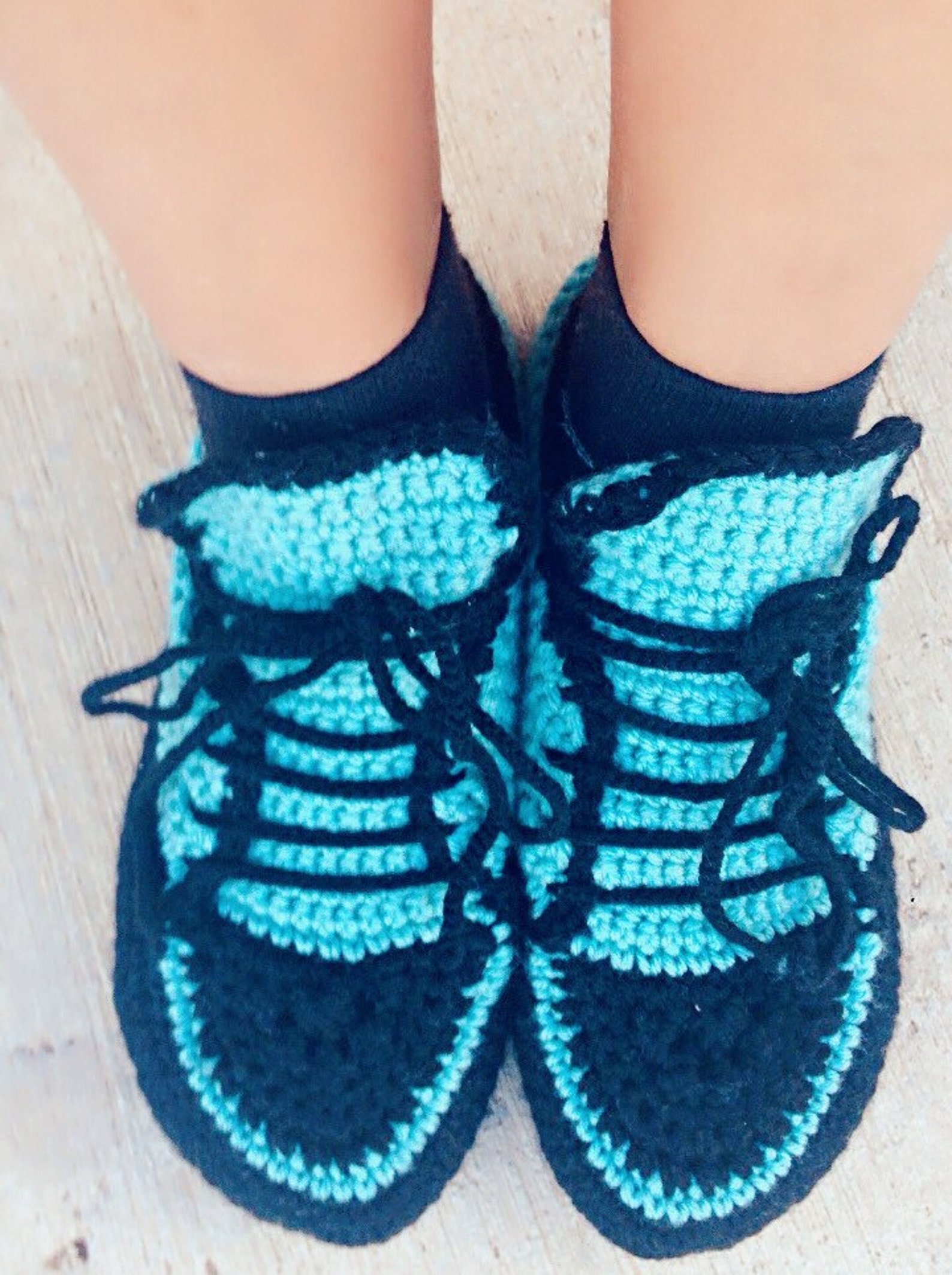 crochet house shoes free pattern