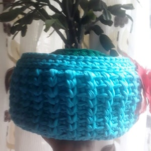 Easy Crochet Basket Pattern, T-shirt Yarn Adjustable Basket, crochet Basket Tutorial, Tshirt Yarn Basket, Crochet Bowl, home decor Christmas