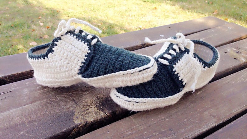 Crochet Pattern for Men Oxford Shoes, Unisex house slippers U.S. Big boys sizes 3-7, Men US 3-12, with video links image 4