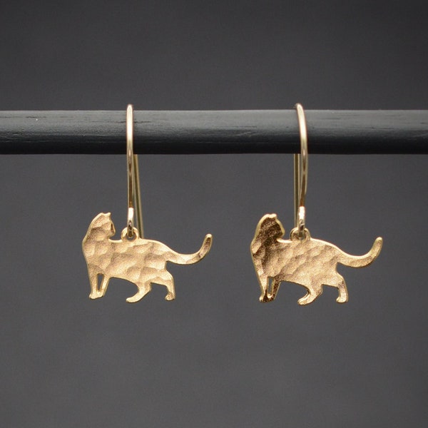 Cat earrings, gold cat dangle earrings