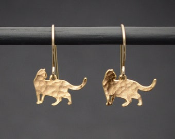 Cat earrings, gold cat dangle earrings