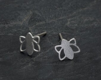 Flower earrings flower stud earrings silver minimalist earrings