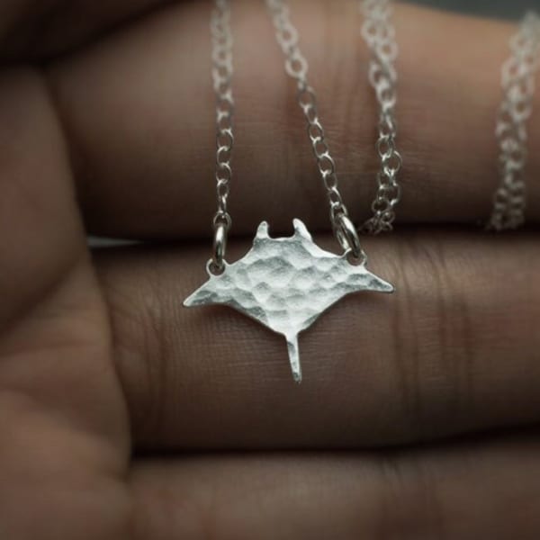 Manta ray necklace silver manta ray fish ocean necklace sting ray pendant