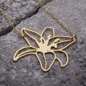 Flower necklace gold lily flower pendant necklace lily necklace nature jewelry