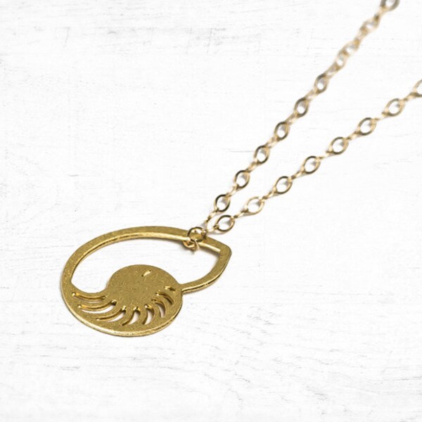 Sea shell necklace ocean necklace beach necklace seashell pendant sea shell charm